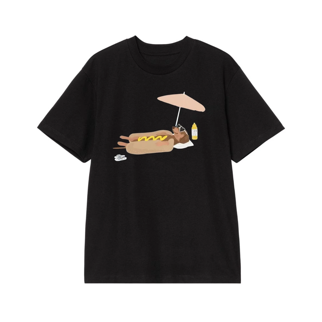 Funny Dachshund Hot Dog Sunbathing On The Beach T-Shirt