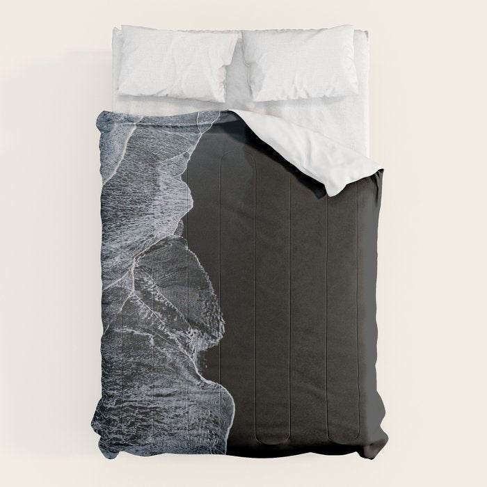Waves On A Black Sand Beach In Iceland - Minimalist Landscape Photography Comforter
