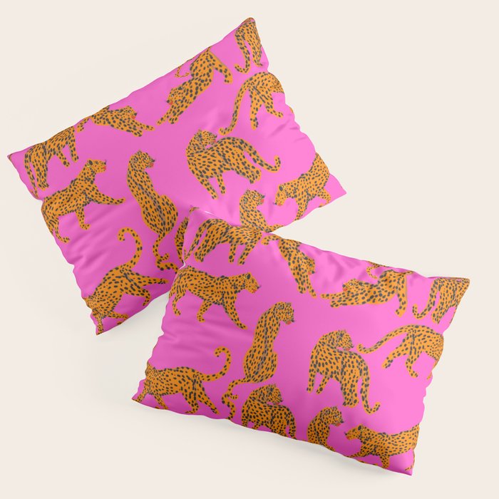 Abstract Leopard With Red Lips Illustration In Fuchsia Background  Pillow Sham