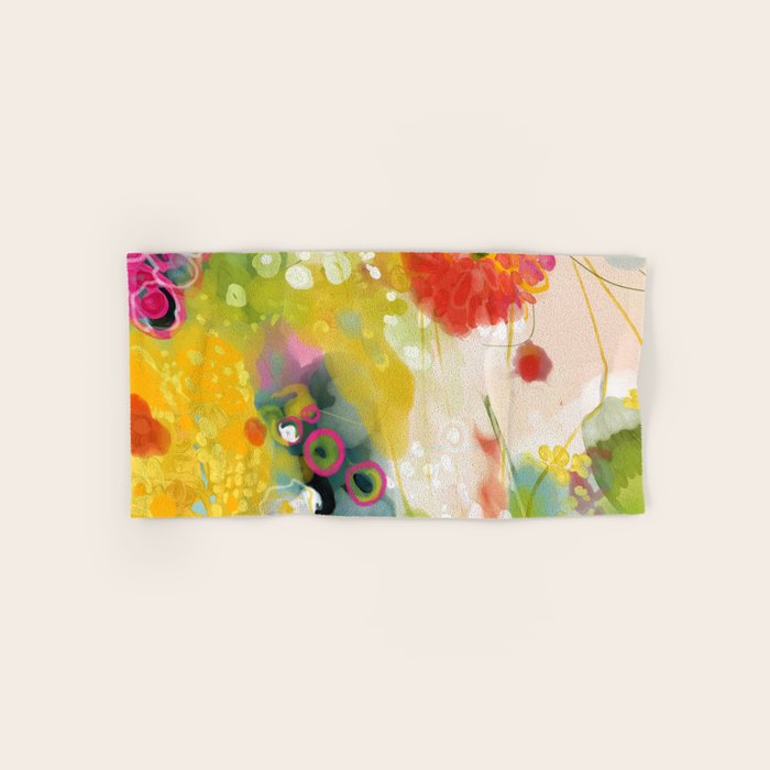 Abstract Floral Art In Yellow Green And Rose Magenta Colors Bath Towel