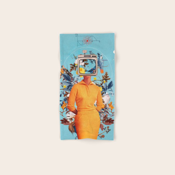 Don'T Feed The Monitors With Your Dreams Bath Towel