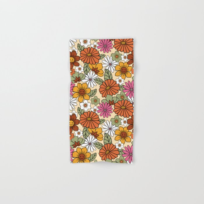 Retro 70s Boho Floral Pattern Bath Towel