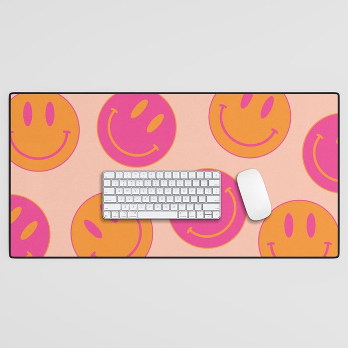 Retro Groovy Smiley Face Poster - Pink And Orange 90s Vibes Desk Mat