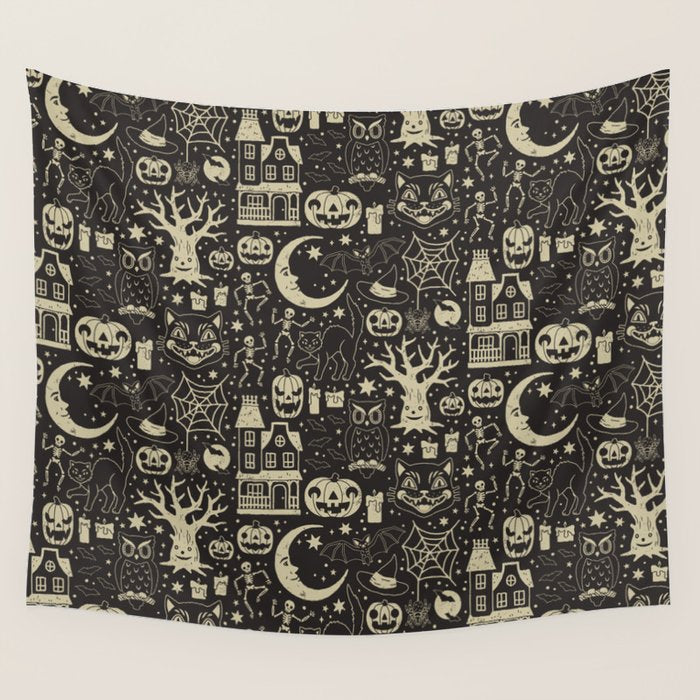 Vintage Halloween: Black Cat Wall Tapestry