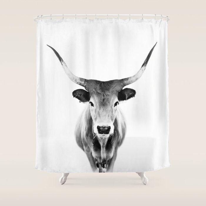 Wild Longhorn Cow Print - Black White Cow Portrait - Animal - Travel Photograpy Shower Curtain