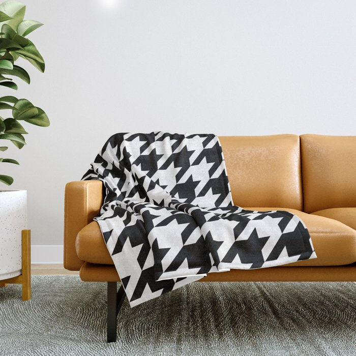 Classic Houndstooth Pattern Throw Blanket