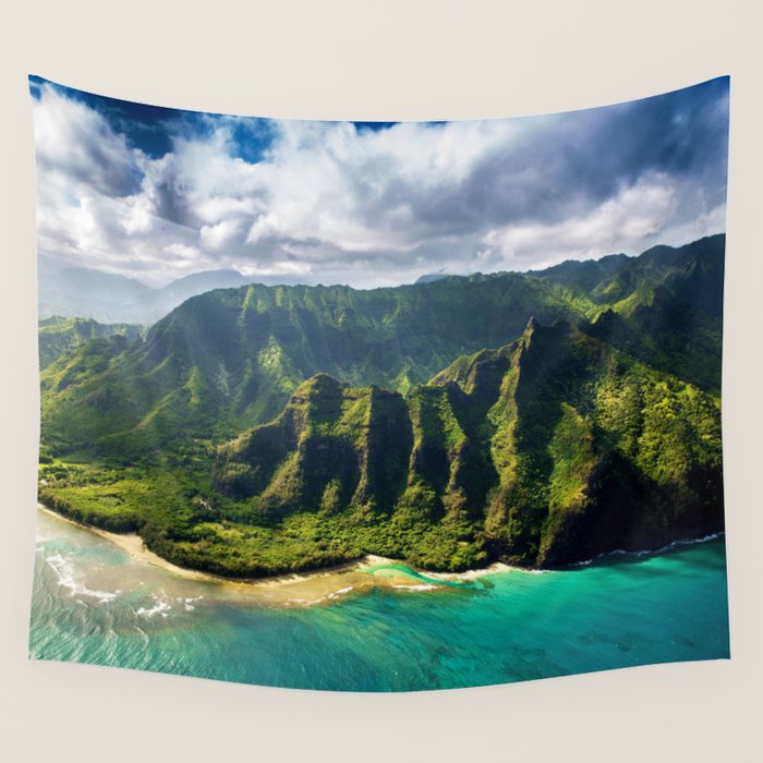 Island Of Kauai, Hawaiian Islands Wall Tapestry