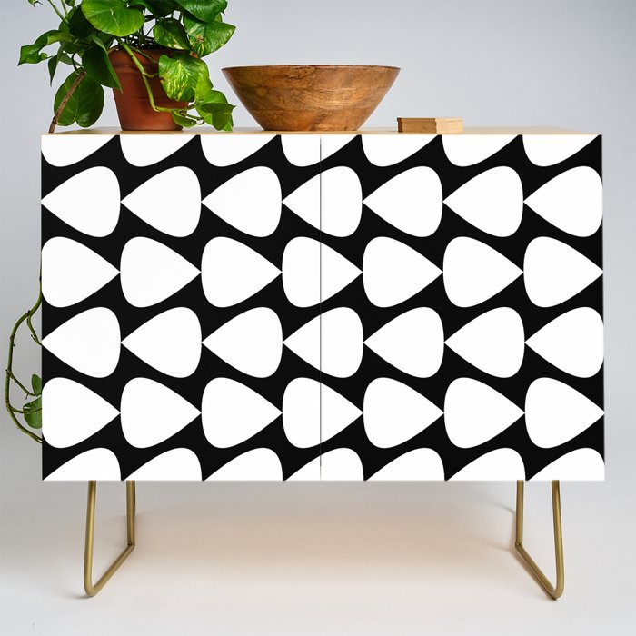 Plectrum Pattern In White And Black Credenza