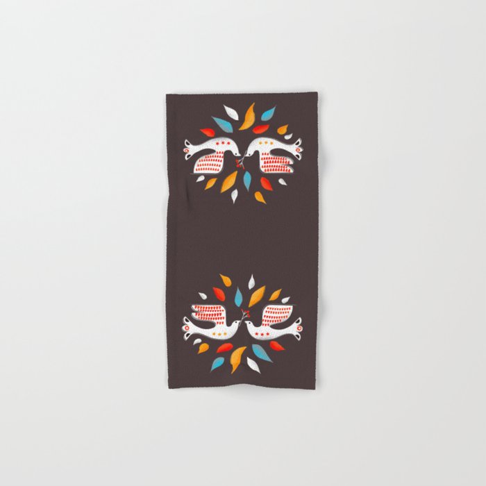 Retro Christmas Birds Illustration Bath Towel