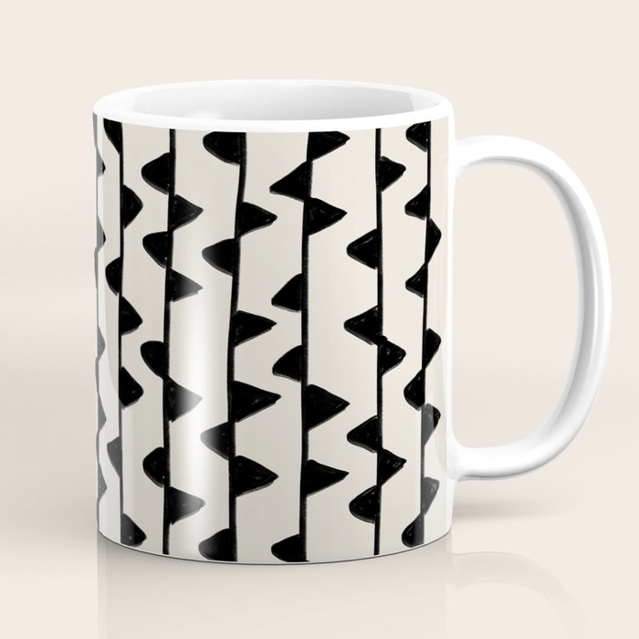 Triangles / Black & White Pattern Coffee Mug