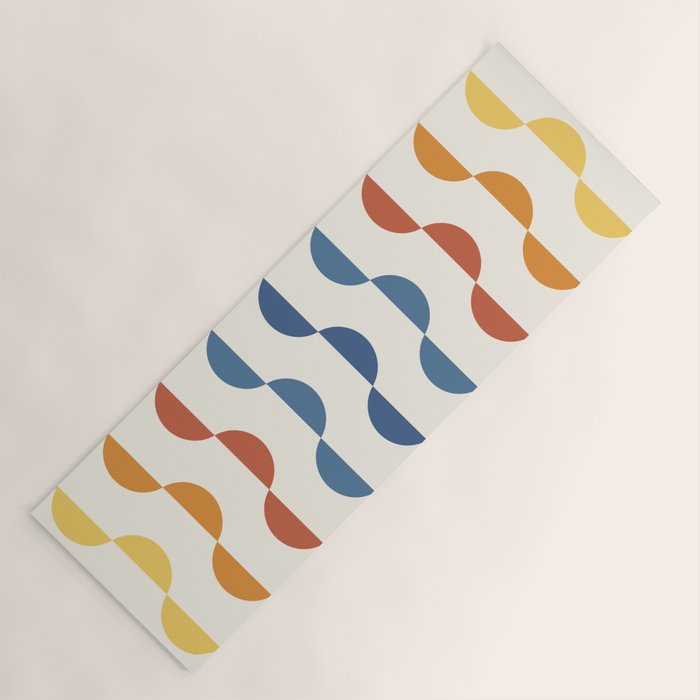Gwynne Pattern Retro Shapes - Colorful 70'S Yoga Mat