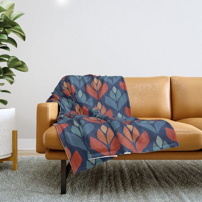 Blue & Red Retro Trefoil Pattern Throw Blanket