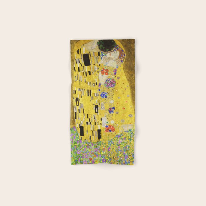 The Kiss - Gustav Klimt, 1907 Bath Towel